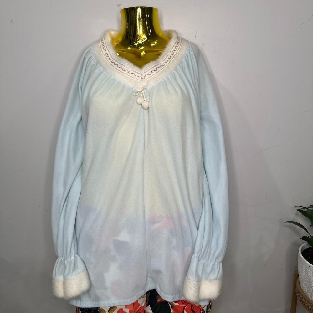 Vintage Granny 80s‎ Light Blue Faux Fur Trim Lounge Top Babydoll USA Made SMALL